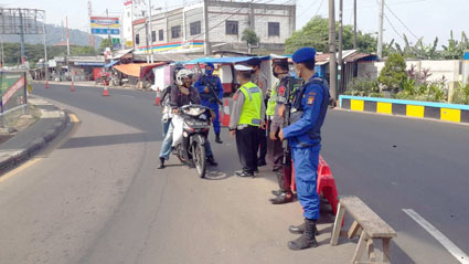 Cegah Pemudik Ditpolairud Polda Banten Perketat Pemeriksaan Di PT