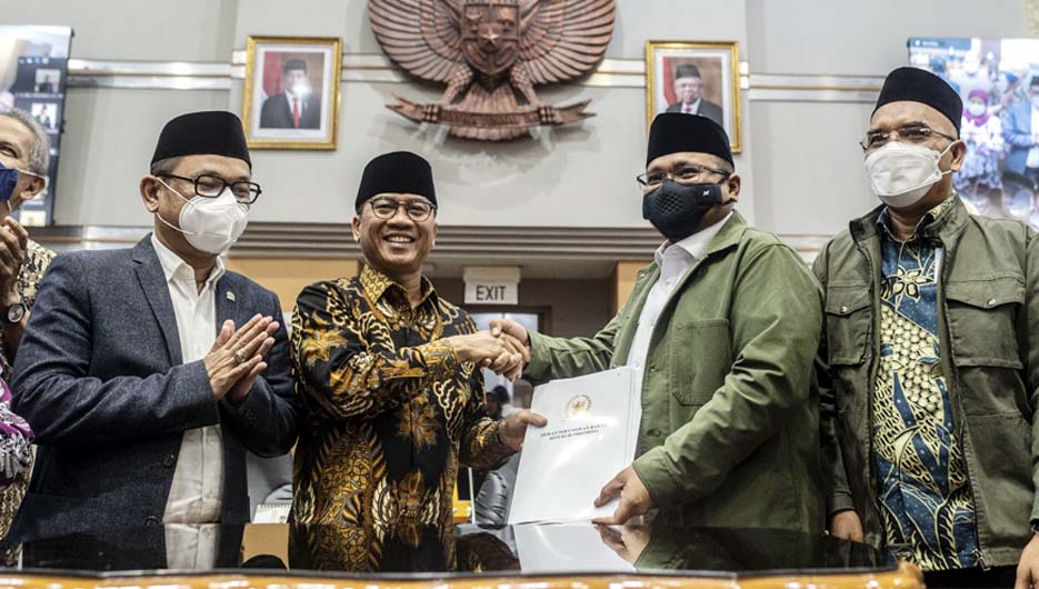 Kemenag Dan Komisi Viii Dpr Sepakati Biaya Haji Sebesar Rp Juta