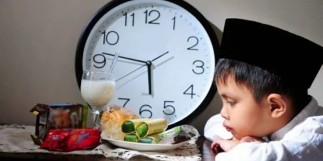 Faedah dan Hikmah Puasa di Bulan Ramadhan Berdasarkan Al-Qur'an dan Hadis
