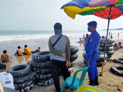 Ditpolairud Polda Banten Himbau Wisatawan Untuk Terapkan Protokol Kesehatan di Kawasan Pantai Wisata