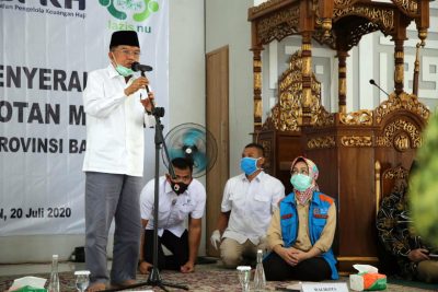 Serahkan Bantuan 1000 Alat Penyemprotan di Tangsel: Airin Dampingi Jusuf Kalla