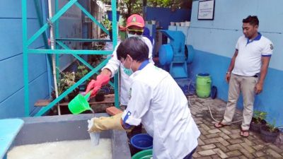 Komunitas SOS Ubah Sampah Popok Bekas Jadi Pupuk