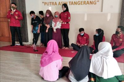 Peringati HAN, Duta Pendidikan Banten Beri Motivasi Positif kepada Anak-Anak Yayasan Putera Asih Tangerang