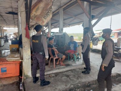 Ditsamapta Polda Banten Patroli Himbau Pengunjung Wisata Terapkan Protokol Kesehatan