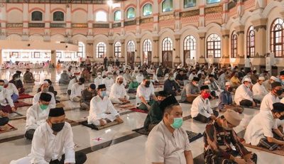 Gubernur Banten Wahidin Halim Sholat Idul Adha Dalam Protokol Kesehatan