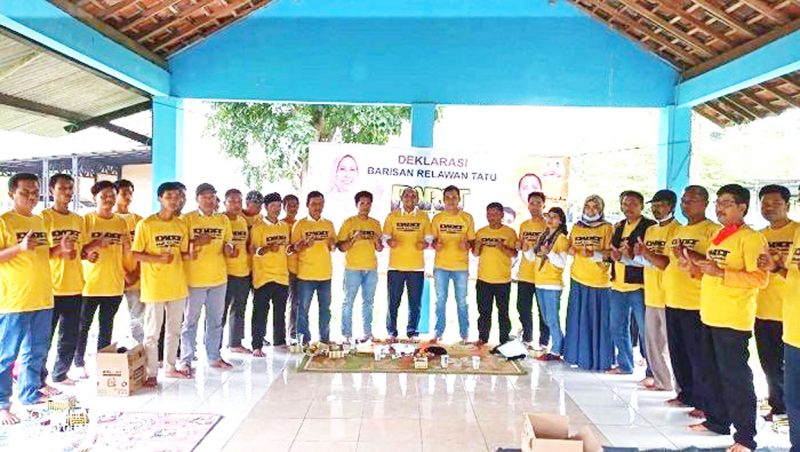 Puluhan Pemuda Bentuk Baret dan Deklarasi Dukung Tatu - Pandji