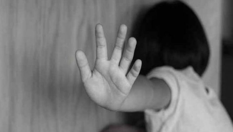 satpam asal Kampung Pabuaran, Desa Karang, Kecamatan Pagedangan, Kabupaten Tangerang, yang mencabuli anak tetangganya R (5) lantaran tak puas dengan pelayanan istrinya.