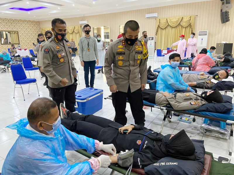 Polda Banten dan TNI Gelar Donor Darah Sambut Hari Kemerdekaan Di Banten