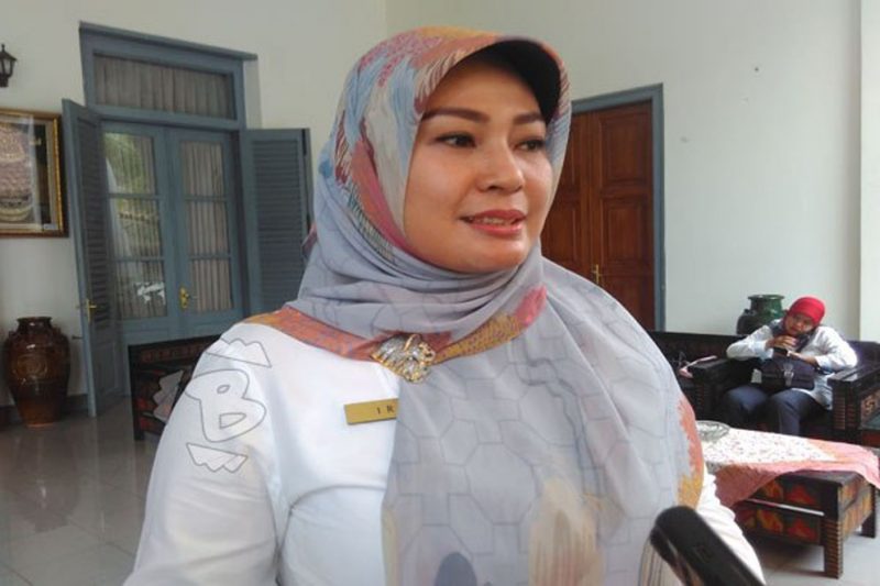 Bupati Irna Narulita Terus Mendorong Para Petani Meningkatkan Produktivitas Hasil Pertaniannya