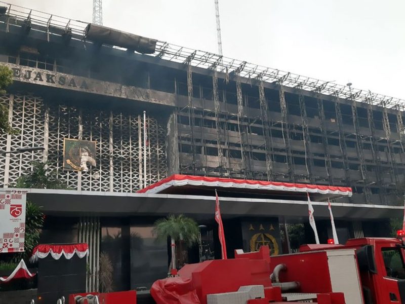 Gedung Kejagung Setelah 11 Jam Terbakar Akhirnya Padam