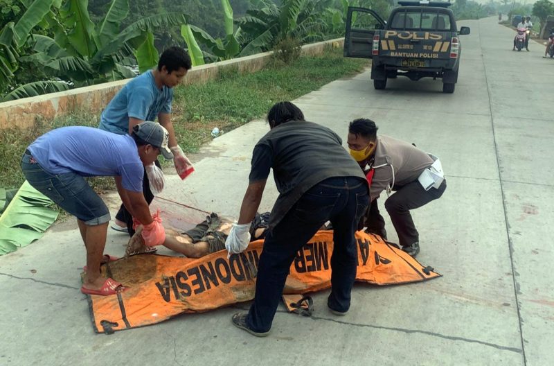 Mayat di Temukan Tergeletak di Jalan Sukadiri Dengan Kondisi Usus Terburai