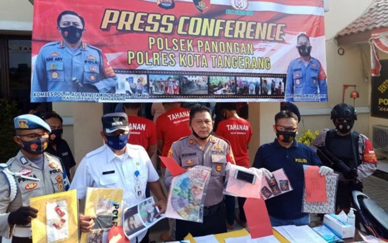 Polisi Tangkap 11 Orang Pelaku Bisnis Prostitusi di Apartemen