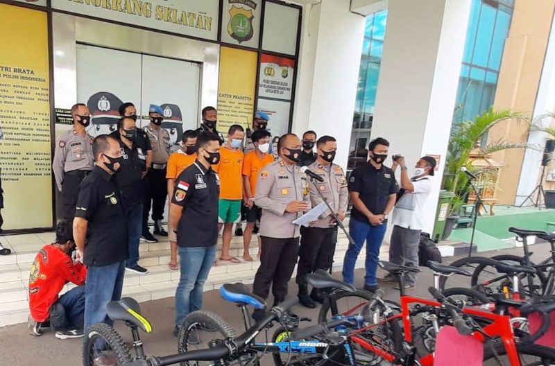 Beraksi 17 Kali, Polisi Ringkus Tiga Pencuri Sepeda Mewah di Tangsel