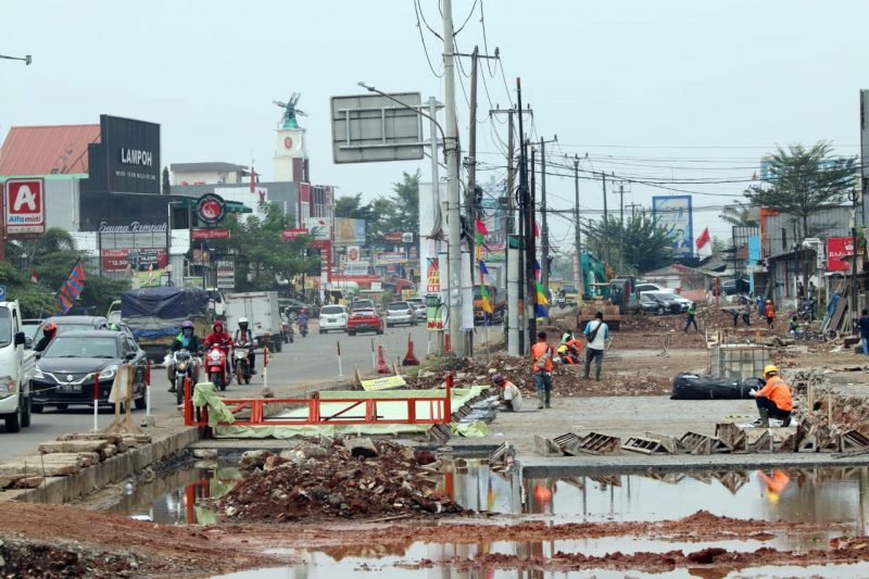 DPU Tangsel Melakukan Perbaikan Dan Pelebaran Dua Ruas Jalan Tahun 2020