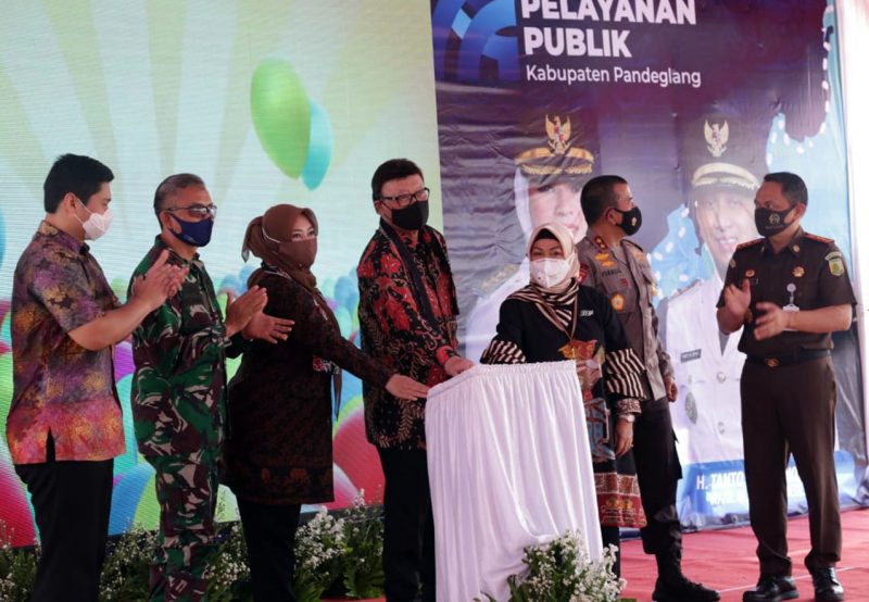 Menteri Tjahjo dan Bupati Irna Resmikan Mal Pelayanan Publik ‘MPP’ Pertama di Banten