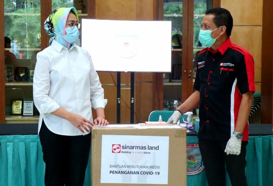 Sinarmas Berikan 3.000 Alat Rapid Tes Kepada Pemkot Tangsel