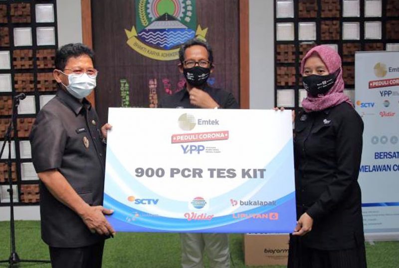 Pemkot Tangerang Terima Bantuan 900 PCR Test Kit Dari EMTEK Peduli Corona  