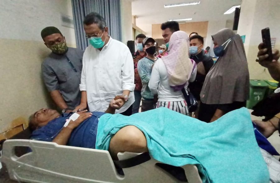 Timses Ben-Pilar Ditubruk Motor saat Pasang Baliho, Korban Dilarikan ke RSU