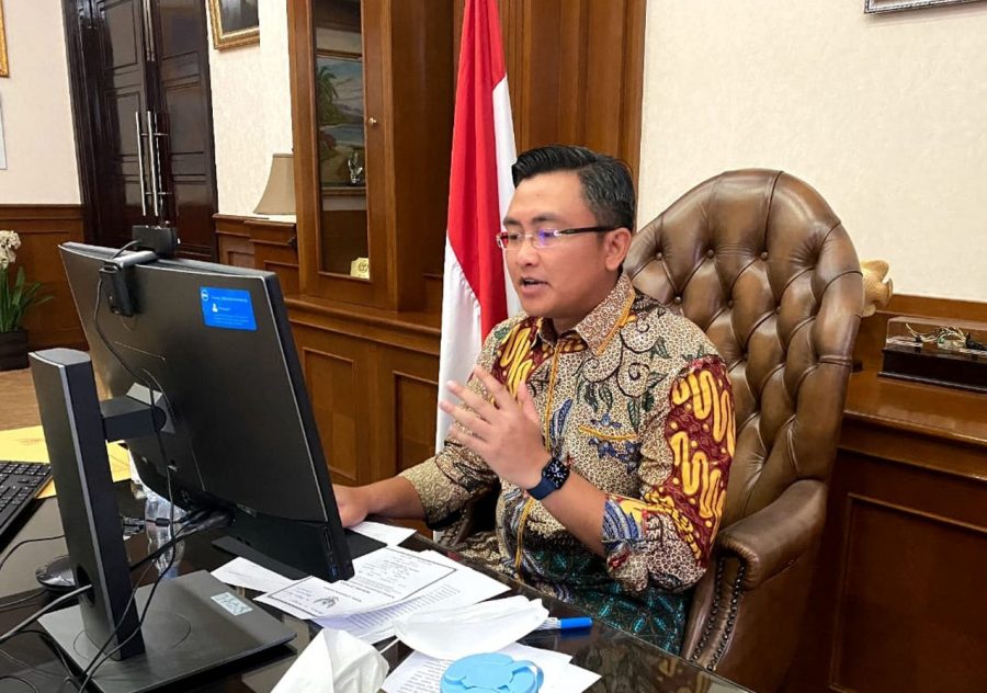 Wagub Banten Menjadi Narsum Webinar BMLF: Pemuda Harus Adaptif dan Tangguh