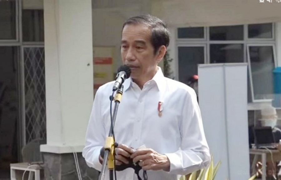 Presiden Jokowi Tinjau Simulasi Vaksinasi di Puskesmas Tanah Sareal Bogor