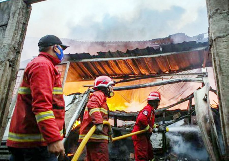Pabrik Gorden Ludes Terbakar di Neglasari Kota Tangerang