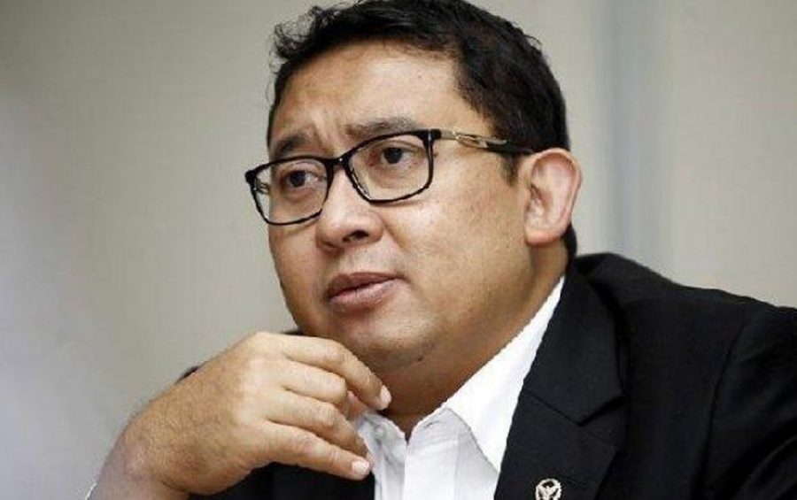 Sindir Mendagri, Fadli Zon: Mana Bisa Instruksi Menteri Copot Kepala Daerah