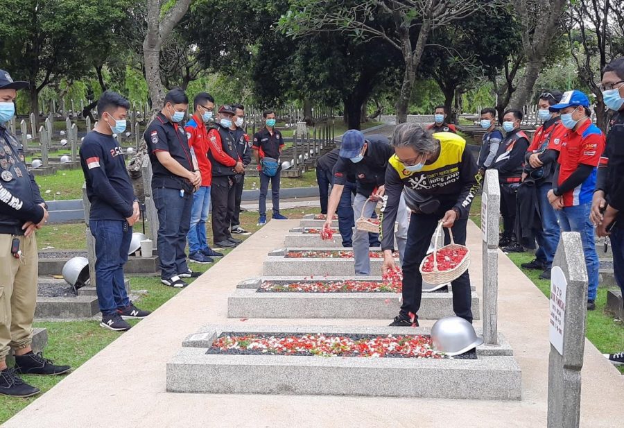 Komunitas Honda AHJ Lakukan City Riding Ziarah ke Makam Pahlawan Nasional Kalibata