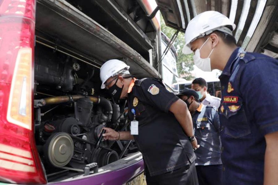 Pastikan Keamanan, Dishub Lakukan Ramp Check Kendaraan di Terminal Poris Plawad