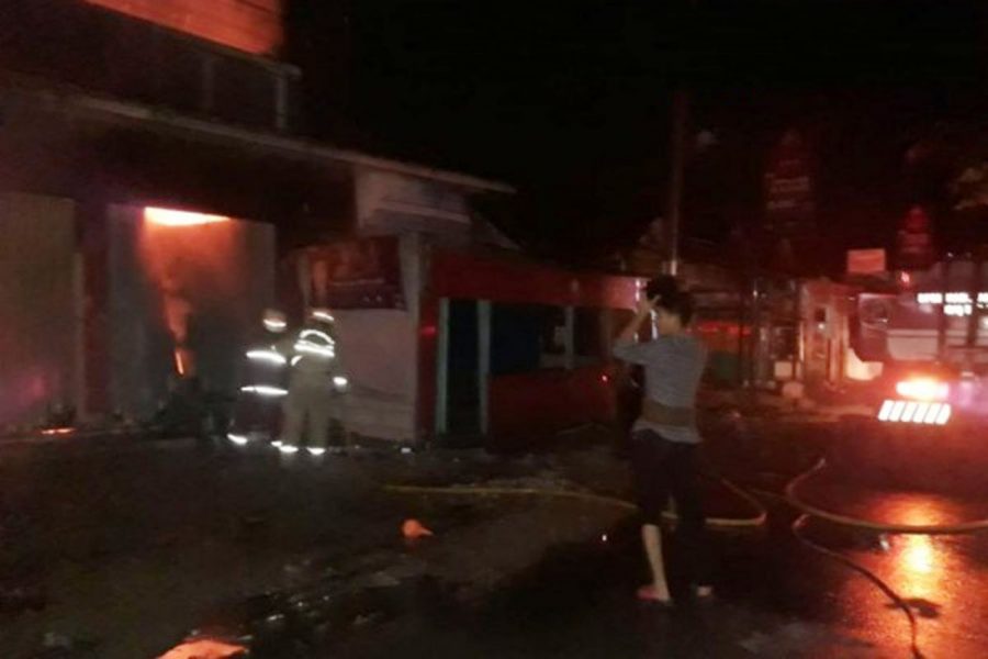 3 Ruko di Kresek Tangerang Terbakar, Ibu dan Balita Tewas Didalamnya