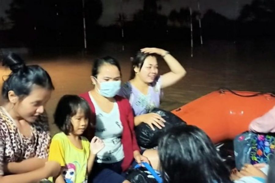 Basarnas Banten Evakuasi Ratusan Warga Korban Banjir di Kota Cilegon