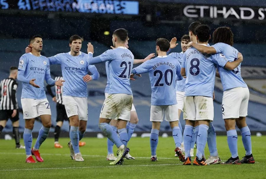 Manchester City Bungkam Man United 2-0