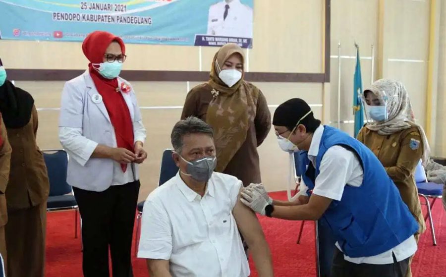 Ratusan Dokter di Pandeglang lakukan Vaksinasi Covid-19