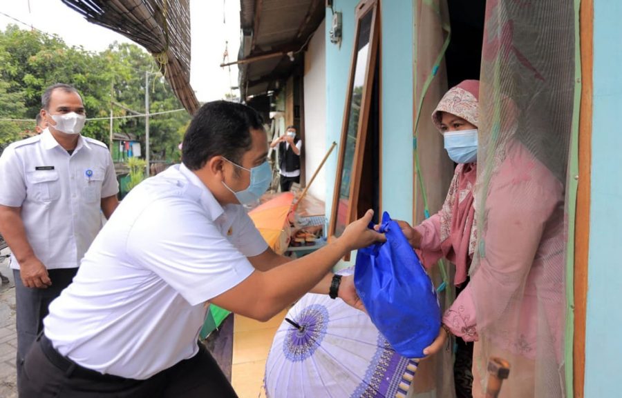 Sambut HUT Ke-28, Pemkot Tangerang Bagikan 6.425 Paket Sembako