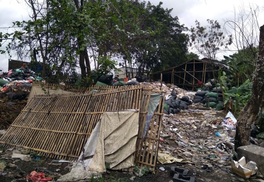 Diduga Cemari Sungai Cirarab: Banksasuci Tutup TPS Liar dan Lapak Pembakaran Limbah