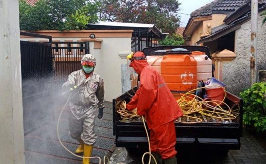 PMI Tangerang Lakukan Penyemprotan Disinfektan dalam Penerapan PPKM