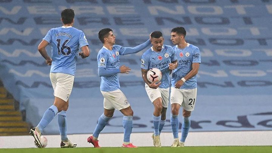 Liverpool Dobantai Manchester City dengan Skor 1-4