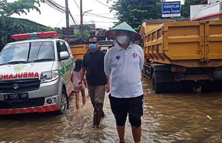 Gubernur Banten Tinjau Langsung Lokasi Banjir di Ciledug Tangerang