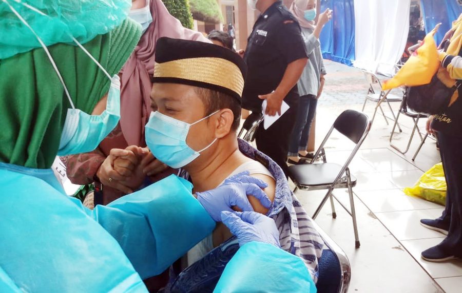 Anggota DPRD Kota Tangerang Diberi Vaksinasi Covid-19: Semoga Ini Bisa Atasi Pandemi