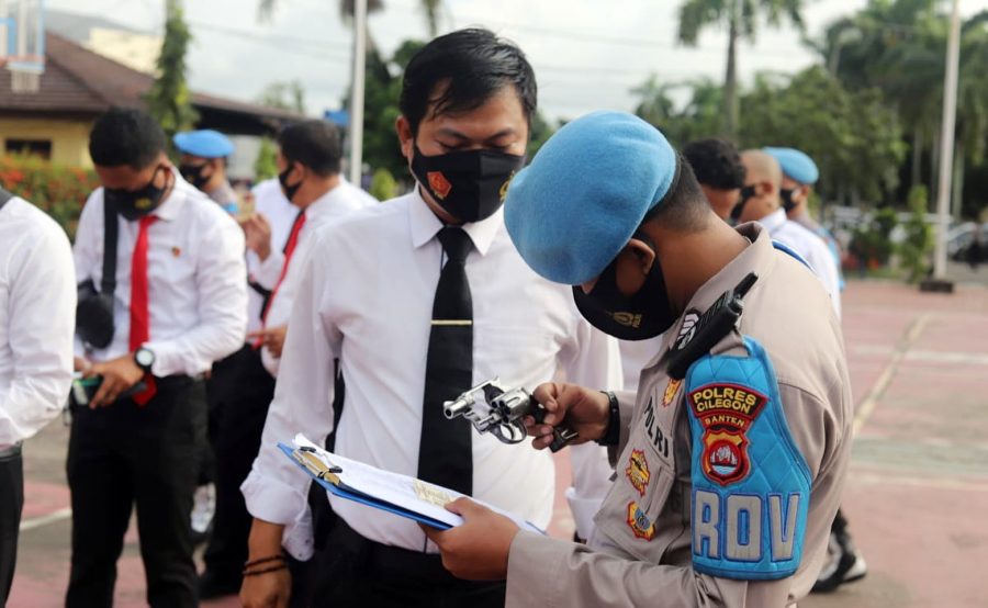 Kapolres Cilegon Lakukan Sidak Senjata Api Semua Personel