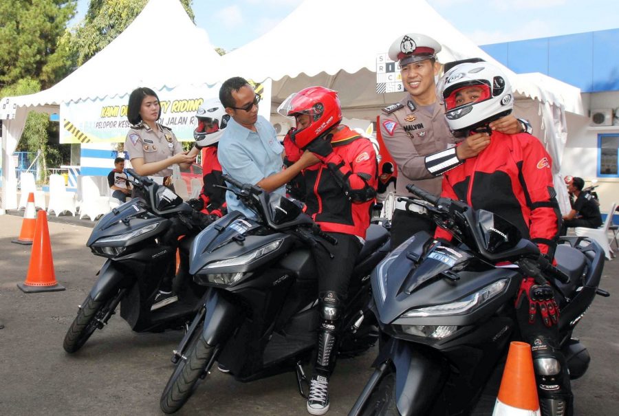 Safety Riding, Faktor Internal Pengendara dan Kondisi Alam Menentukan Keselamatan