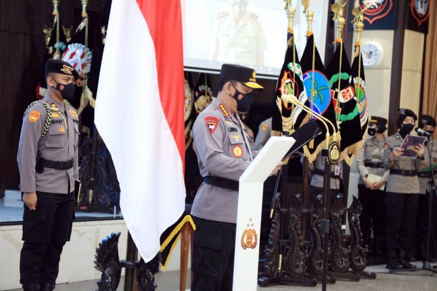 Kapolri Lakukan Upacara Sertijab dan Kenaikan Pangkat Perwira Tinggi