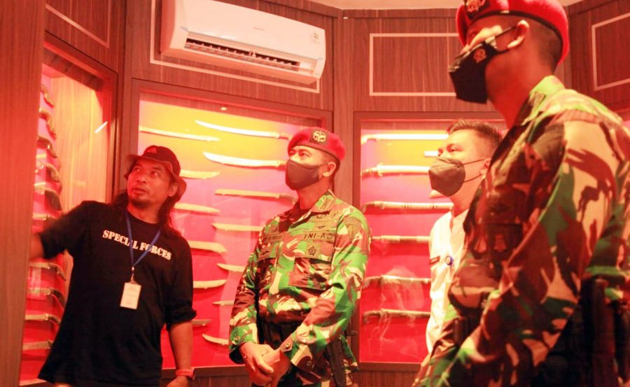 Komandan Grup 1 Kopassus Meresmikan Gedung Museum Golok Indonesia di Tangsel