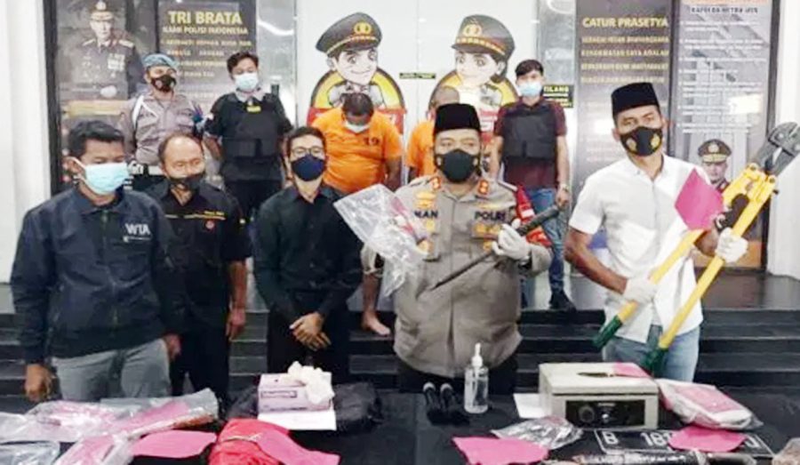 Polres Tangsel Bekuk 2 Pelaku Pencuri Spesialis Rumsong dan Minimarket