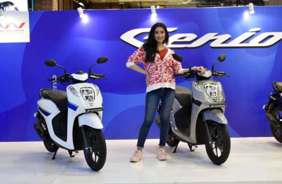 Apresiasi Semangat Sales People, Wahana ‘Ganjar’ 4 Unit Motor Honda Premium