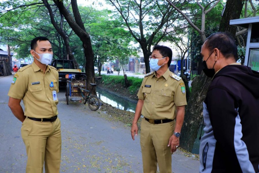 Wakil Wali Kota Tangerang Intruksikan Disbudpar Lakukan Pemangkasan Pohon Pinggir Jalan