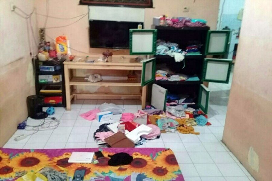 Sebuah Rumah di Taman Pinang Kosong Ditinggal Kerja, Uang dan Perhiasan Ludes Dibawa Maling