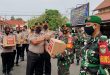 Peserta Didik Sespimti Dikreg 30 Bagikan 1000 Paket Sembako di Kota Serang
