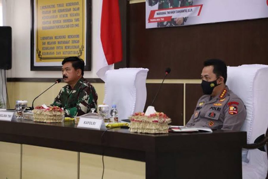 Panglima TNI dan Kapolri Pastikan Negara Tak Akan Kalah dari Teroris