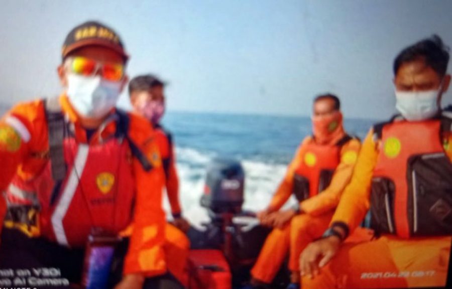 Basarnas Temukan Jasad Santri yang Terseret Ombak di Pantai Karangseke Lebak