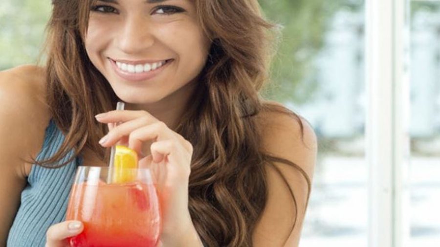 Kenali Manfaat Mengkonsumsi Jus Tomat untuk Kesehatan Tubuh